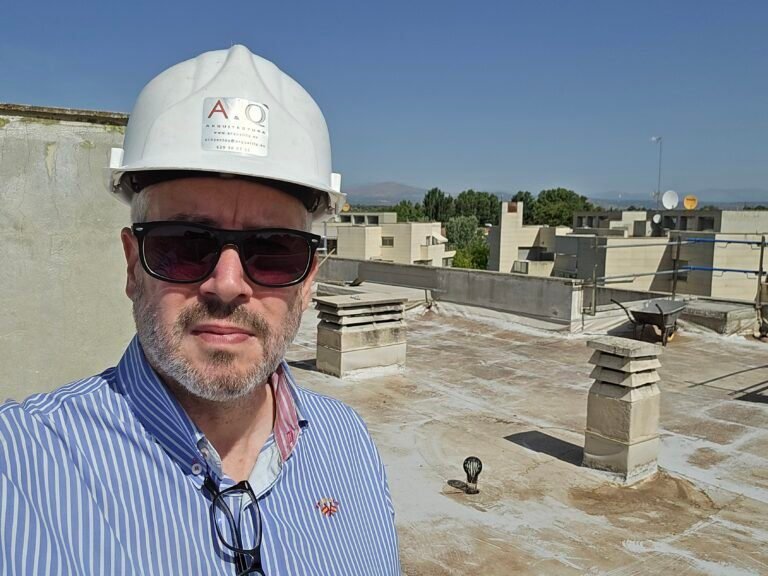 Rehabilitación e impermeabilización de cubiertas en complejo residencial de Santo Domingo, Algete
